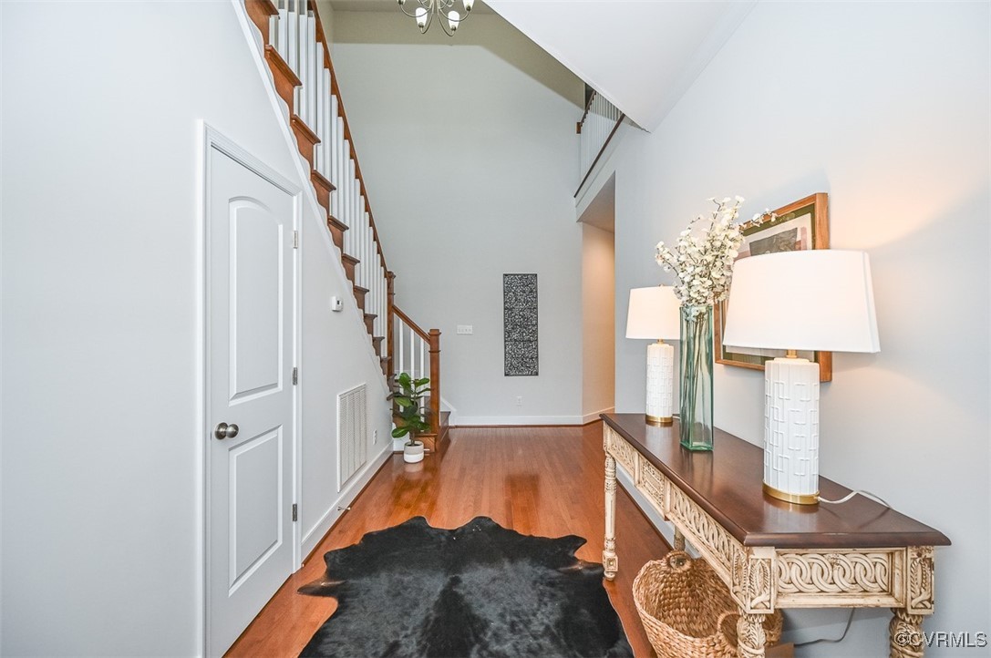 283 Creekmore Road Richmond, VA 23238 - Photo 6 of 50 2-story foyer.