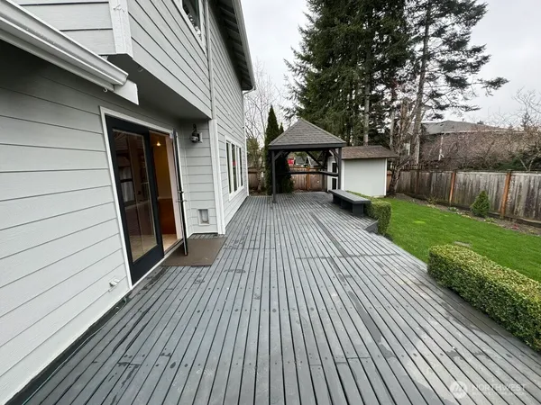 $3,450 | 22809 Southeast 282nd Street, Maple Valley, WA 98038