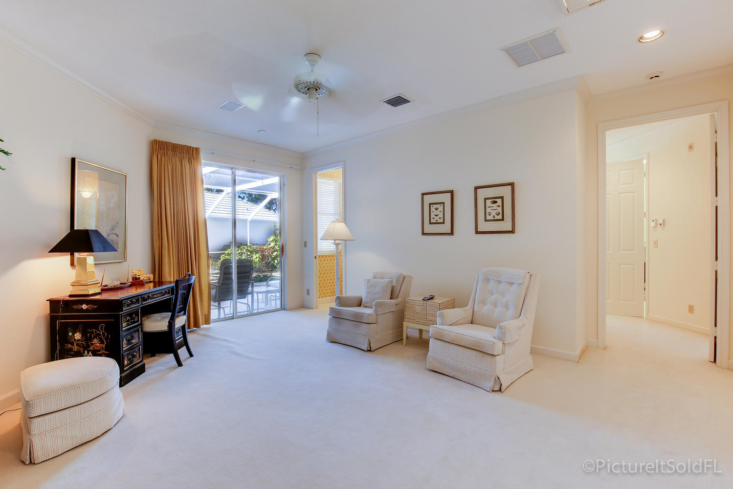 173 Orange Tree Drive Atlantis, FL 33462 - Photo 18 of 29 173 Orange Tree Dr Atlantis FL-large-017