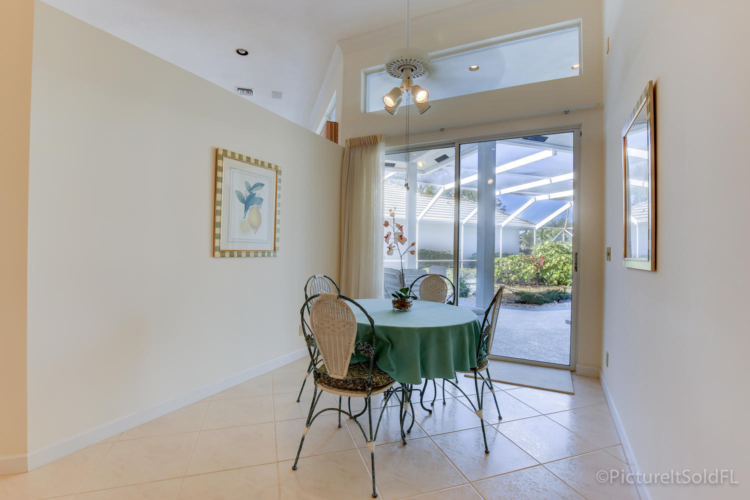 173 Orange Tree Drive Atlantis, FL 33462 - Photo 9 of 29 173 Orange Tree Dr Atlantis FL-large-008