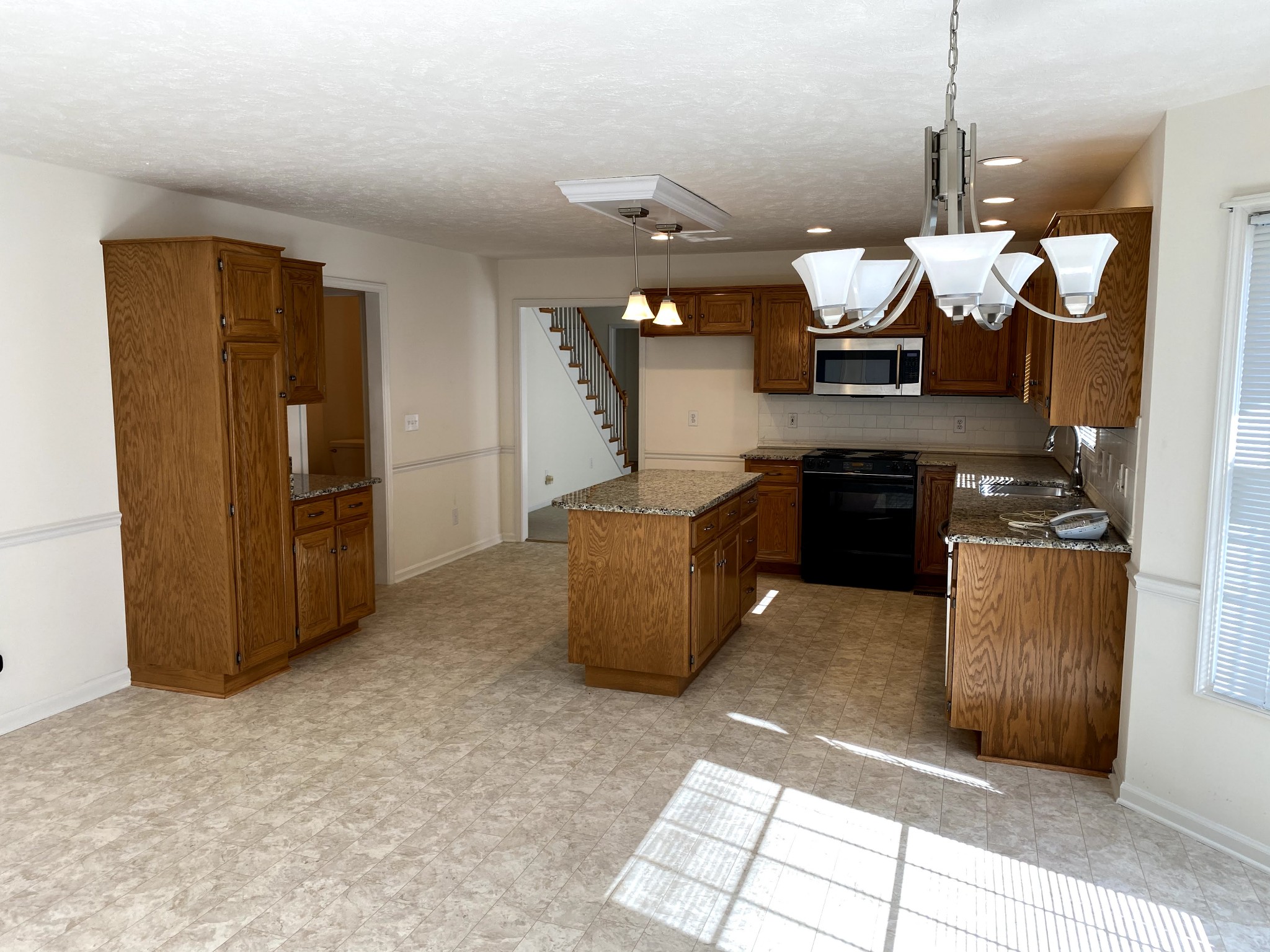 1881 Whitus Road Murfreesboro, TN 37128 - Photo 8 of 39 Gallery Image 8