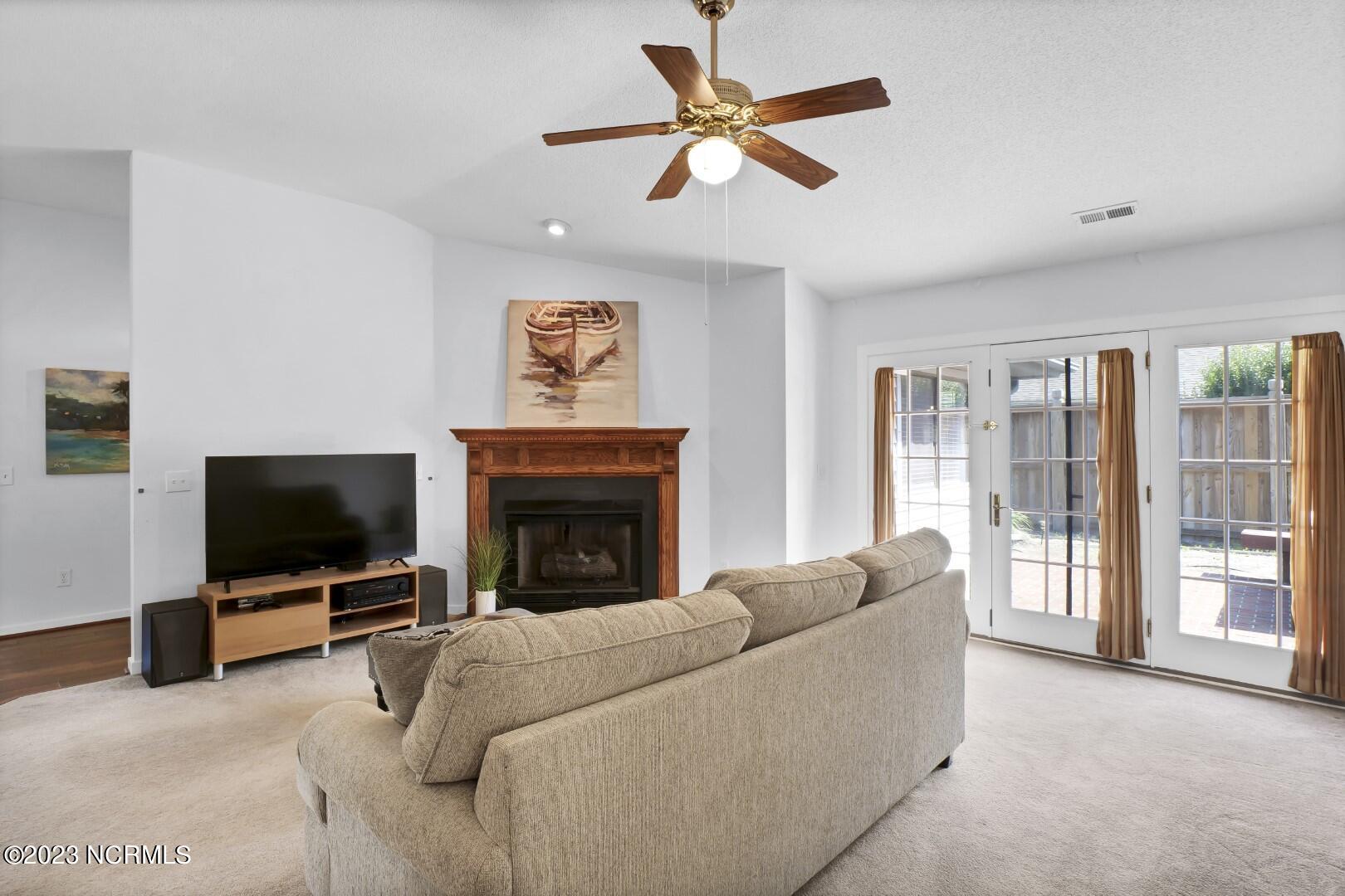 234 Bogey Drive Wilmington, NC 28405 - Photo 7 of 54 P9766410 (Large)