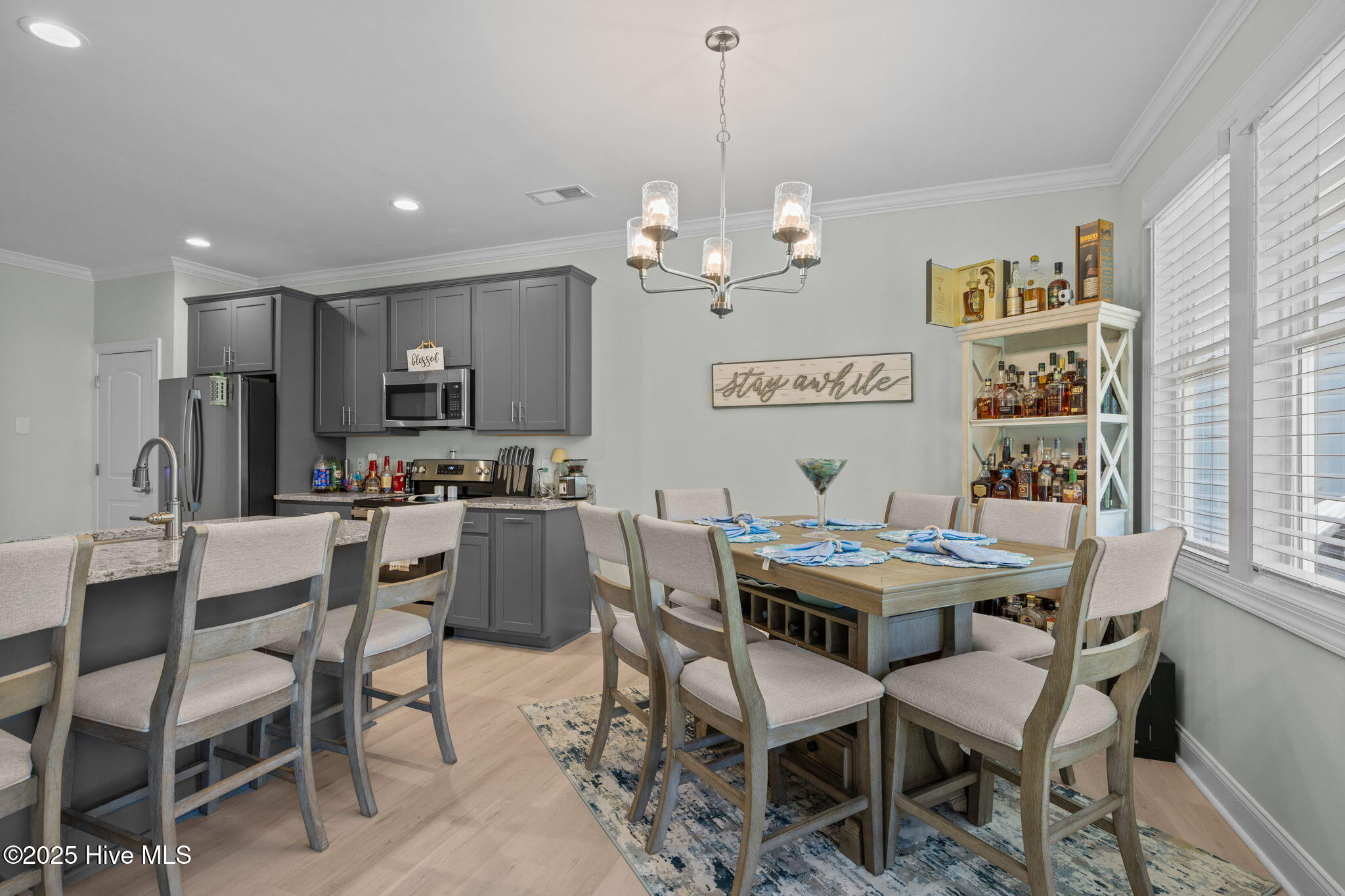 132 Freedom Park Road Beaufort, NC 28516 - Photo 11 of 46 Dining & Bar