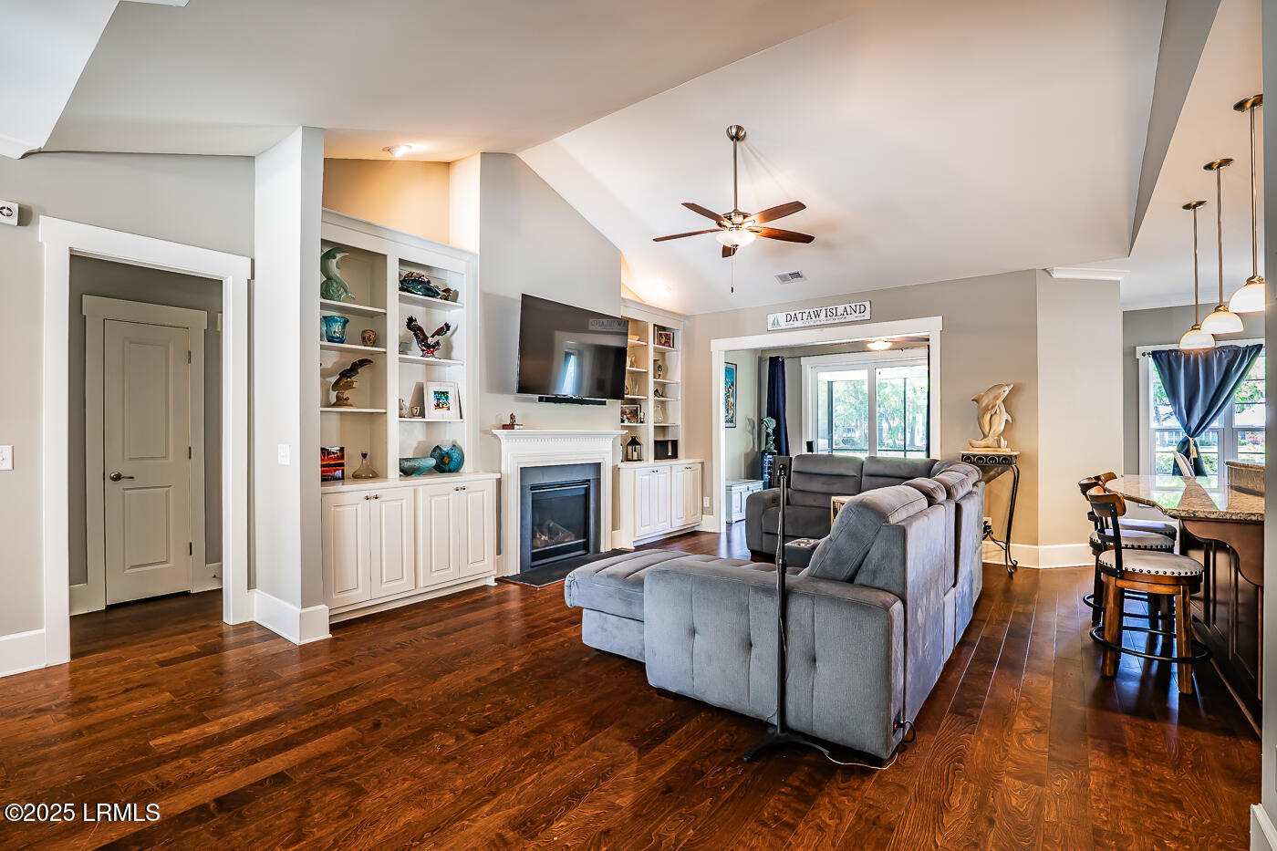 316 Westbrook Road St. Helena Island, SC 29920 - Photo 8 of 52 8 Great room