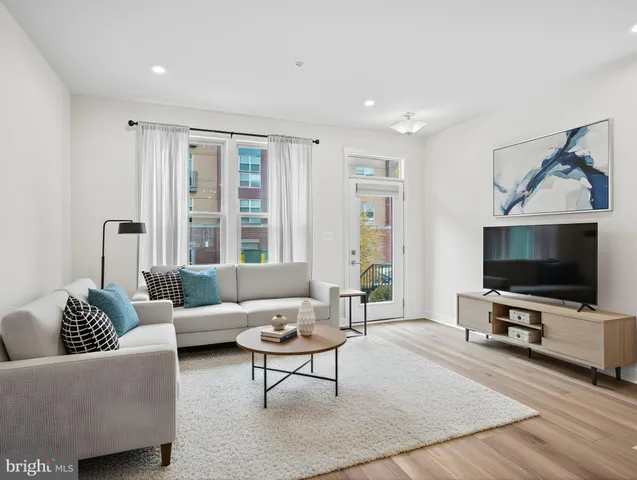 $550,000 | 2808 Devonshire Cliffs Terrace, Hyattsville, MD 20782