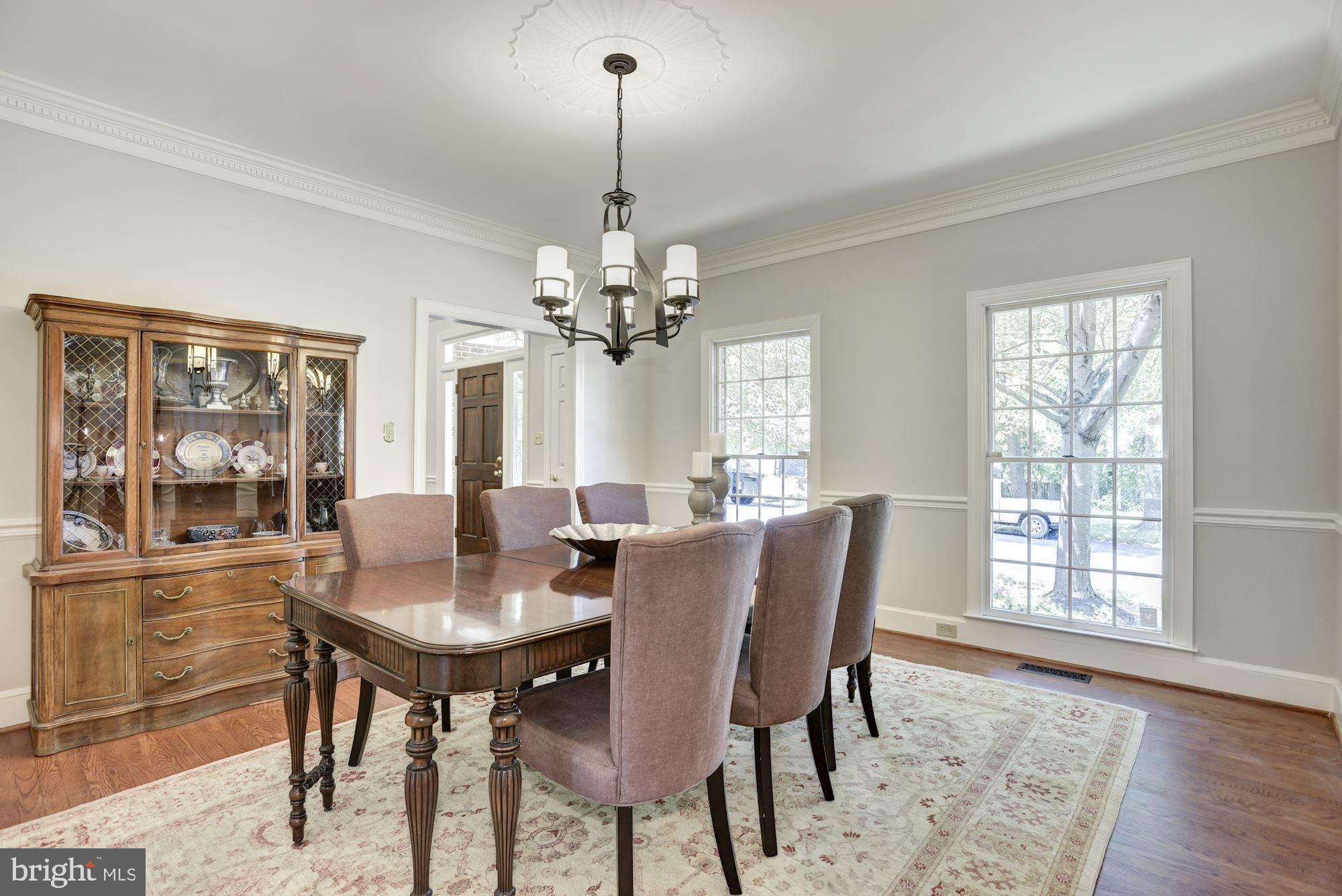 3609 North Rockingham Street Arlington, VA 22213 - Photo 12 of 49 Formal Dining Room