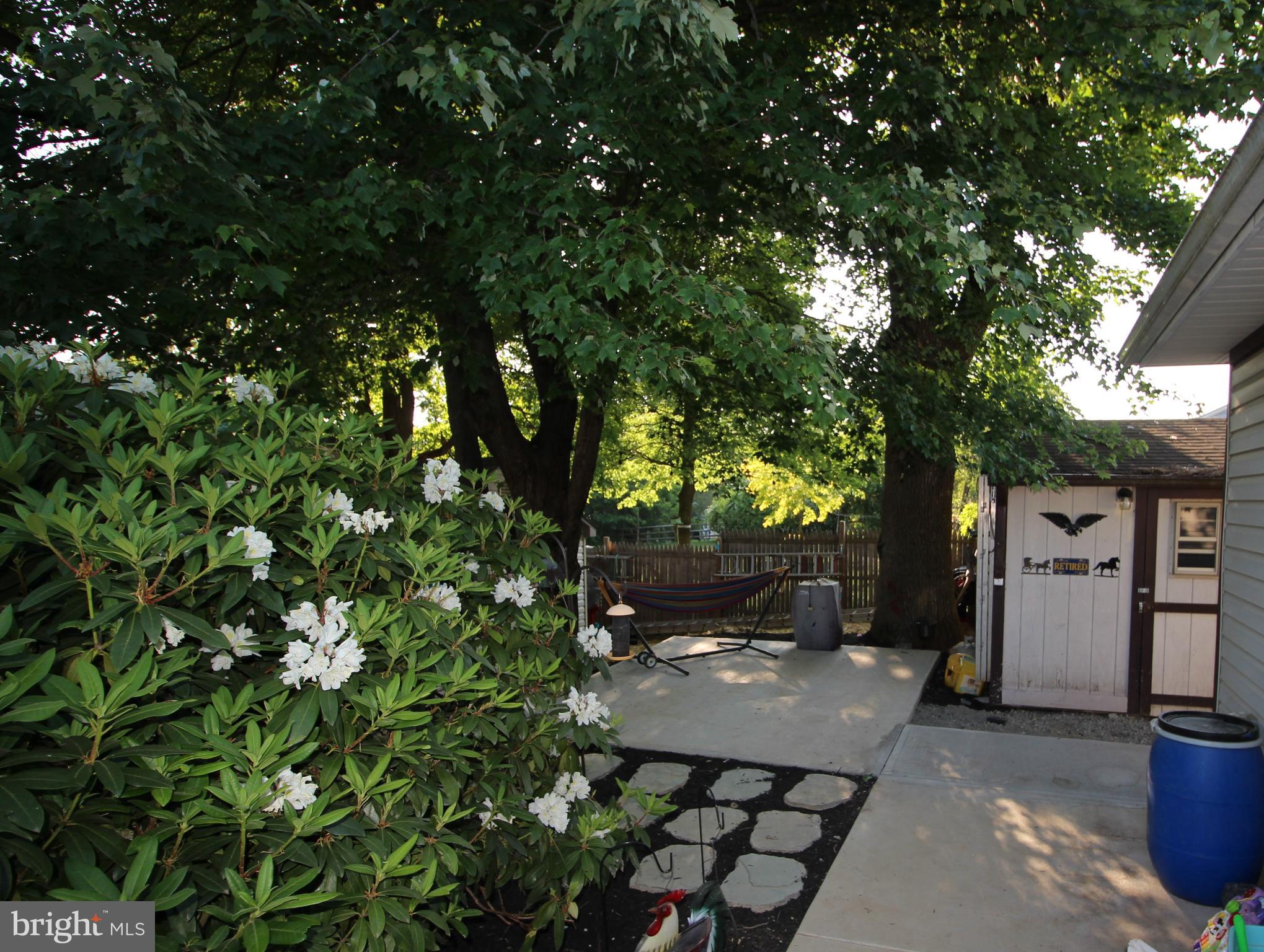 1082 Mitch Road Pottstown, PA 19464 - Photo 4 of 42 Gallery Image 4