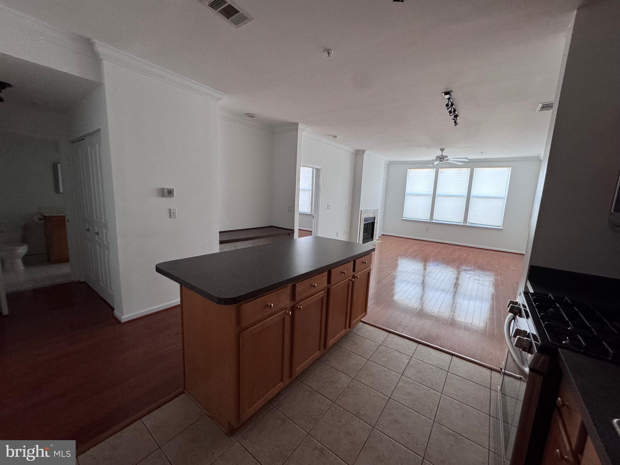 12000 Market Street, Unit 361 Reston, VA 20190 - Photo 12 of 50