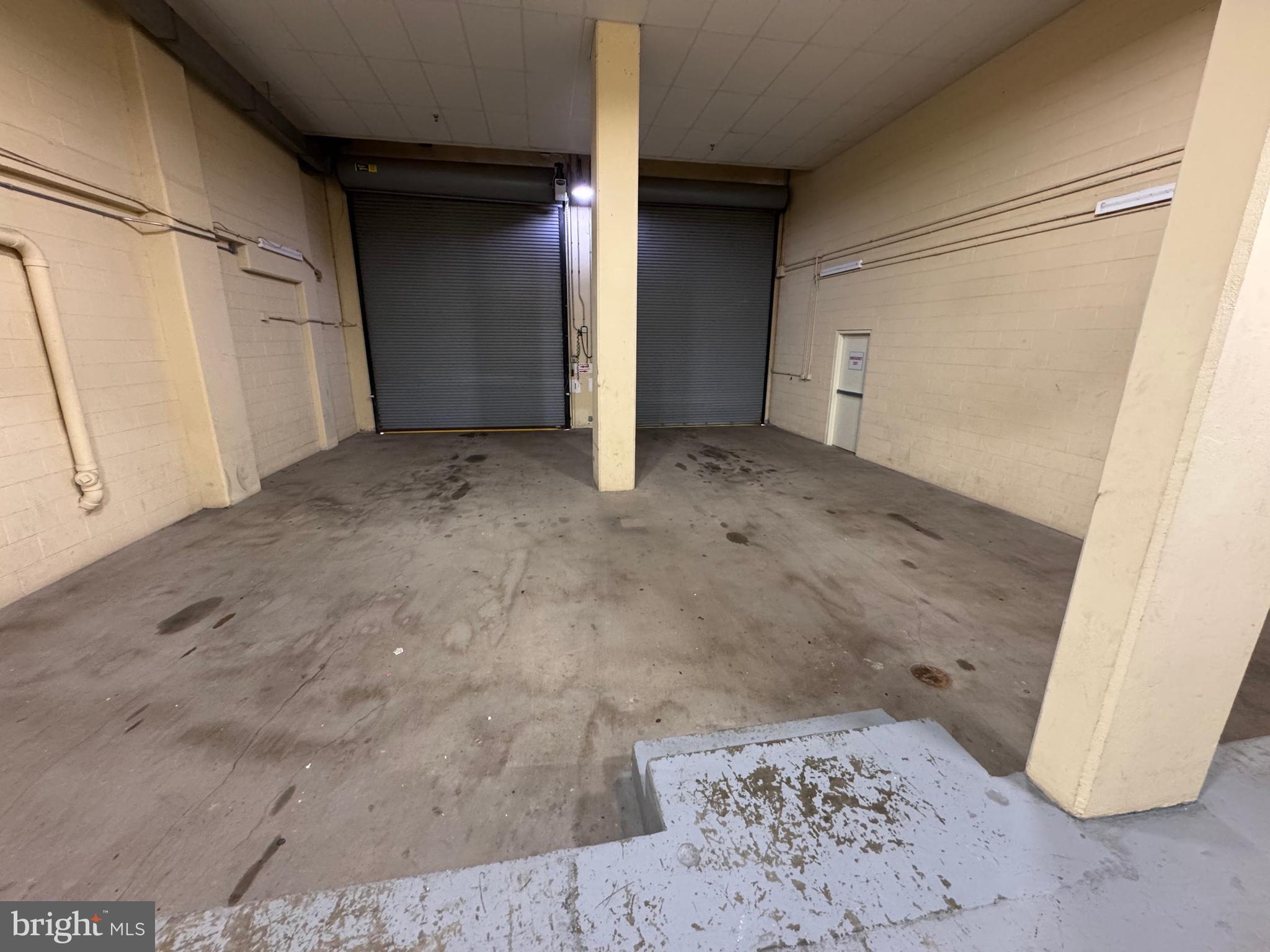 12000 Market Street, Unit 361 Reston, VA 20190 - Photo 8 of 50 Double Loading Deck