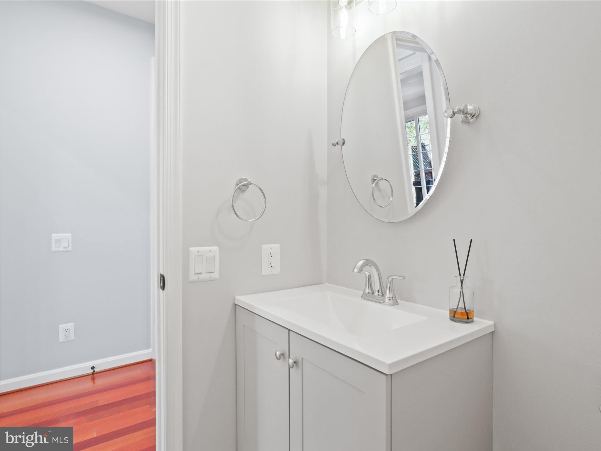20933 Trinity Square Sterling, VA 20165 - Photo 17 of 45