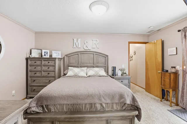 $243,500 | 605 Cobblers Court, Waterloo, IN 46793