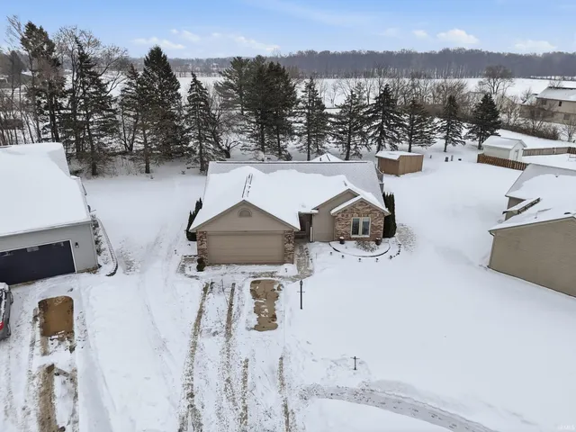 $243,500 | 605 Cobblers Court, Waterloo, IN 46793