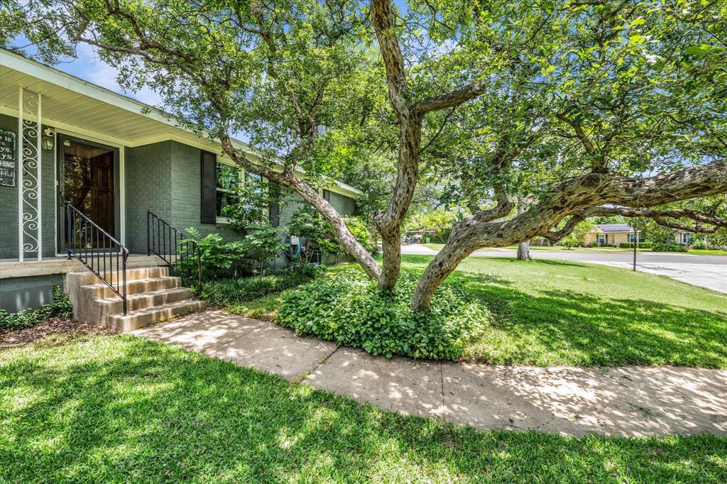 2340 Lake Ridge Circle Waco, TX 76710 - Photo 31 of 32