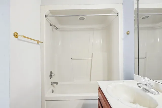 $975,000 | 2132 Neelys Bend Road, Madison, TN 37115