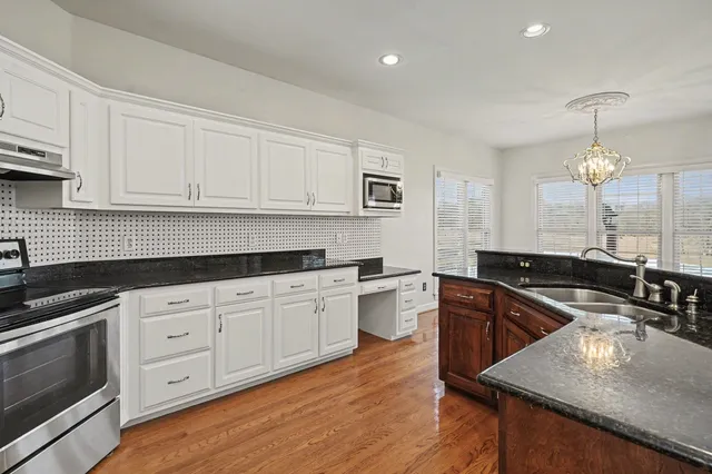 $975,000 | 2132 Neelys Bend Road, Madison, TN 37115