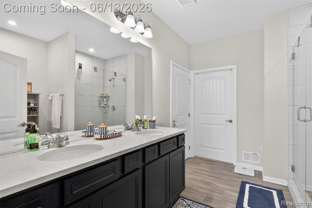 48827 Windfall Road Novi, MI 48374 - Photo 31 of 43
