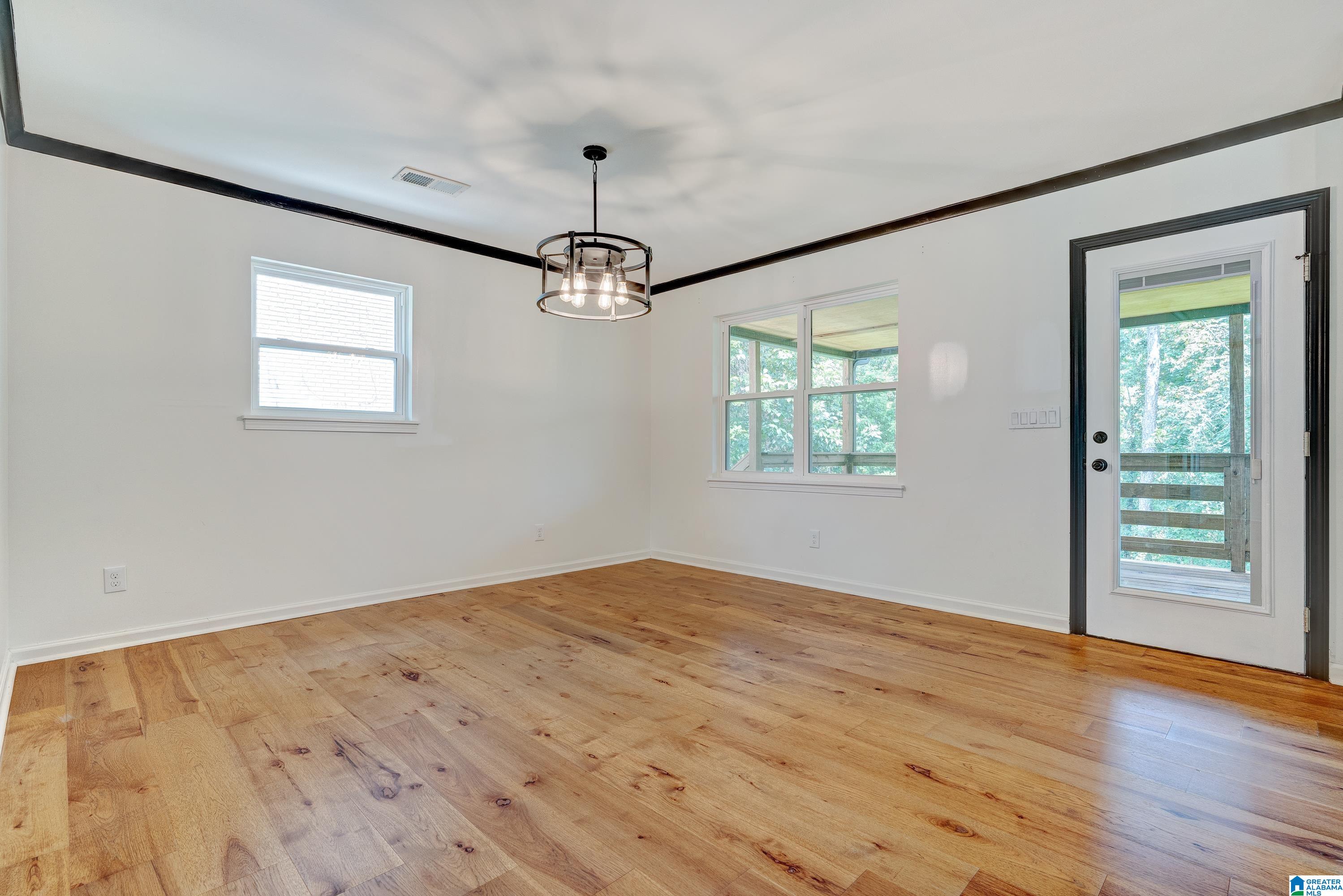 5804 Southhall Road Birmingham, AL 35213 - Photo 9 of 36