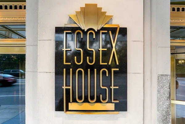 a sign that is on the wall of a building