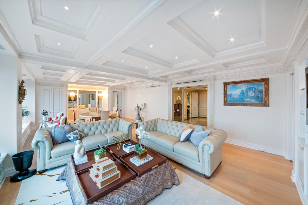 160 Central Park South, Unit 3401 Manhattan, NY 10019 - Photo 4 of 30 Photo 4