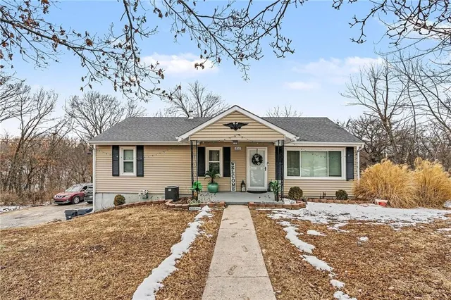 $350,000 | 1810 North 94 Street, Kansas City, KS 66112