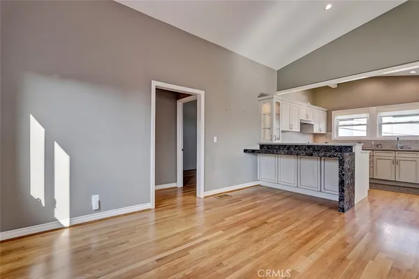 $7,900 | 3512 Vista Drive, Manhattan Beach, CA 90266