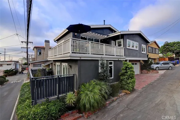 $7,900 | 3512 Vista Drive, Manhattan Beach, CA 90266