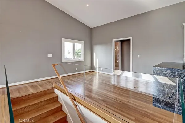 $7,900 | 3512 Vista Drive, Manhattan Beach, CA 90266