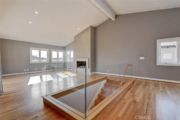 $7,900 | 3512 Vista Drive, Manhattan Beach, CA 90266