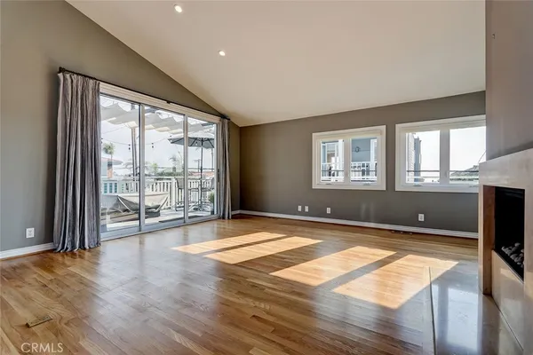 $7,900 | 3512 Vista Drive, Manhattan Beach, CA 90266