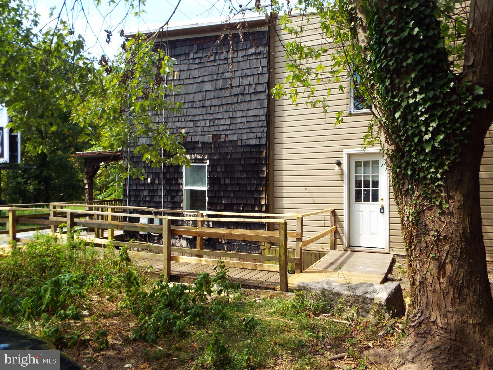 156 Frederick Road Catonsville, MD 21228 - Photo 2 of 21
