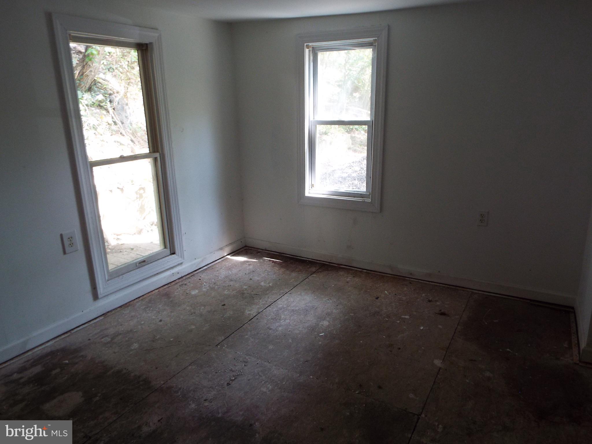 156 Frederick Road Catonsville, MD 21228 - Photo 11 of 21