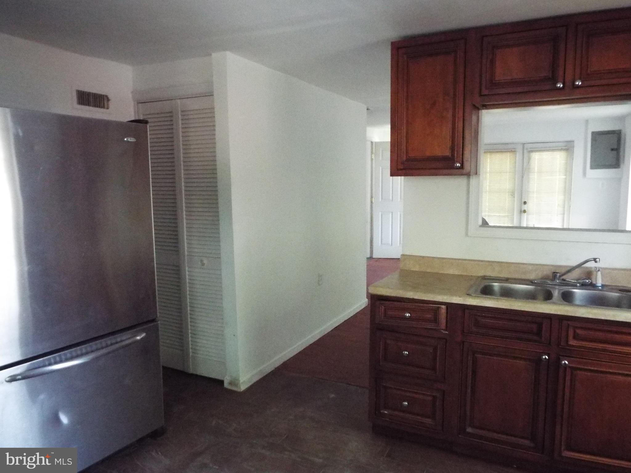 156 Frederick Road Catonsville, MD 21228 - Photo 13 of 21