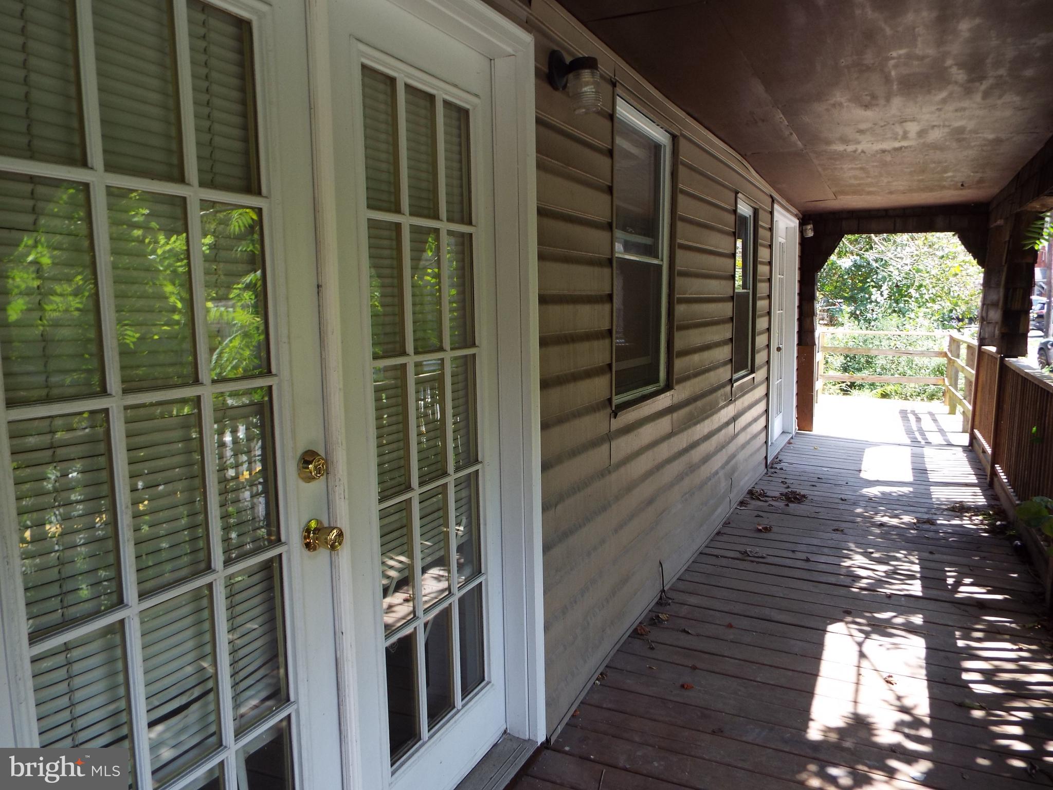 156 Frederick Road Catonsville, MD 21228 - Photo 5 of 21