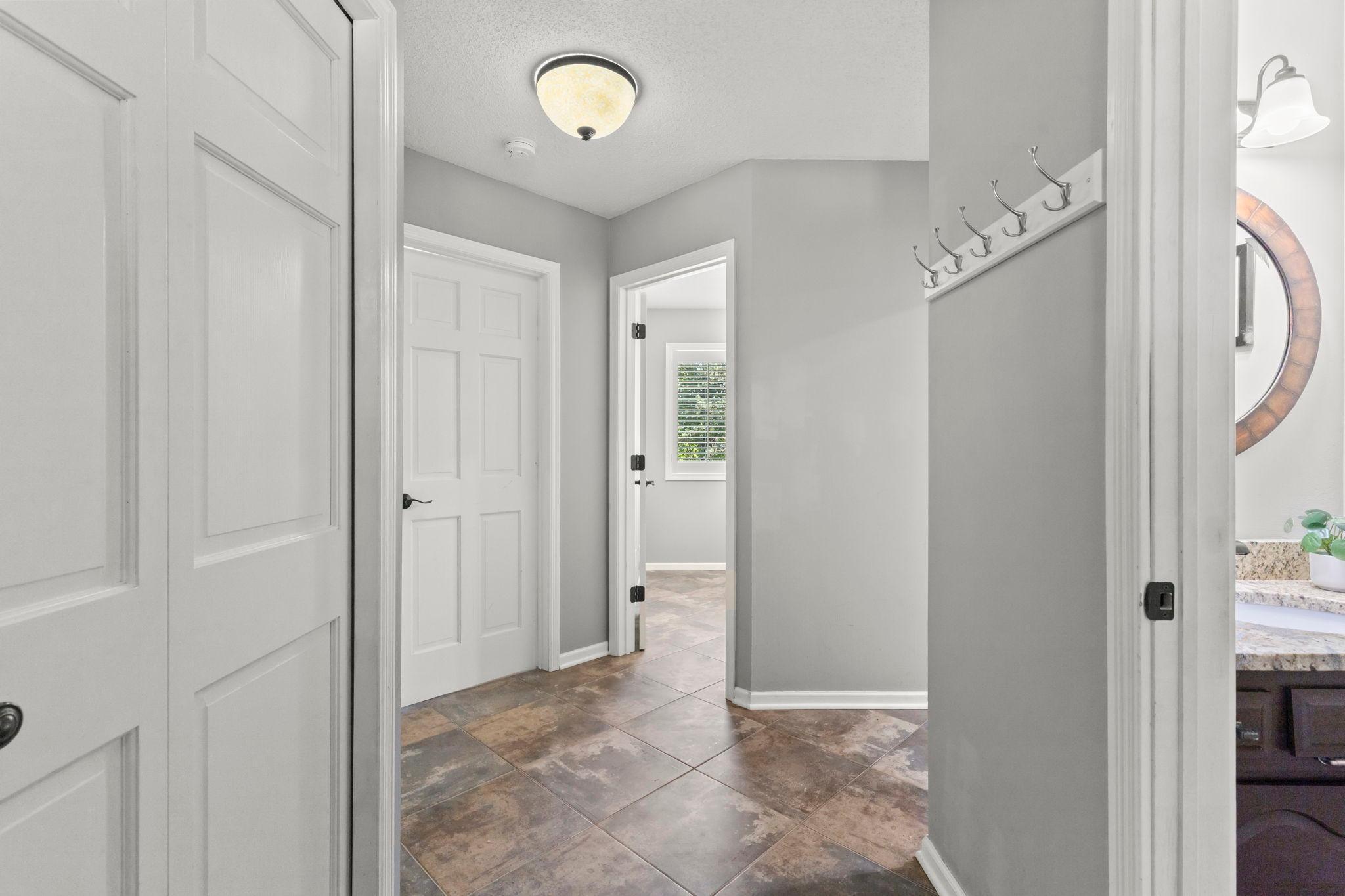 3563 Rae Lane Woodbury, MN 55125 - Photo 34 of 85 Gallery Image 34