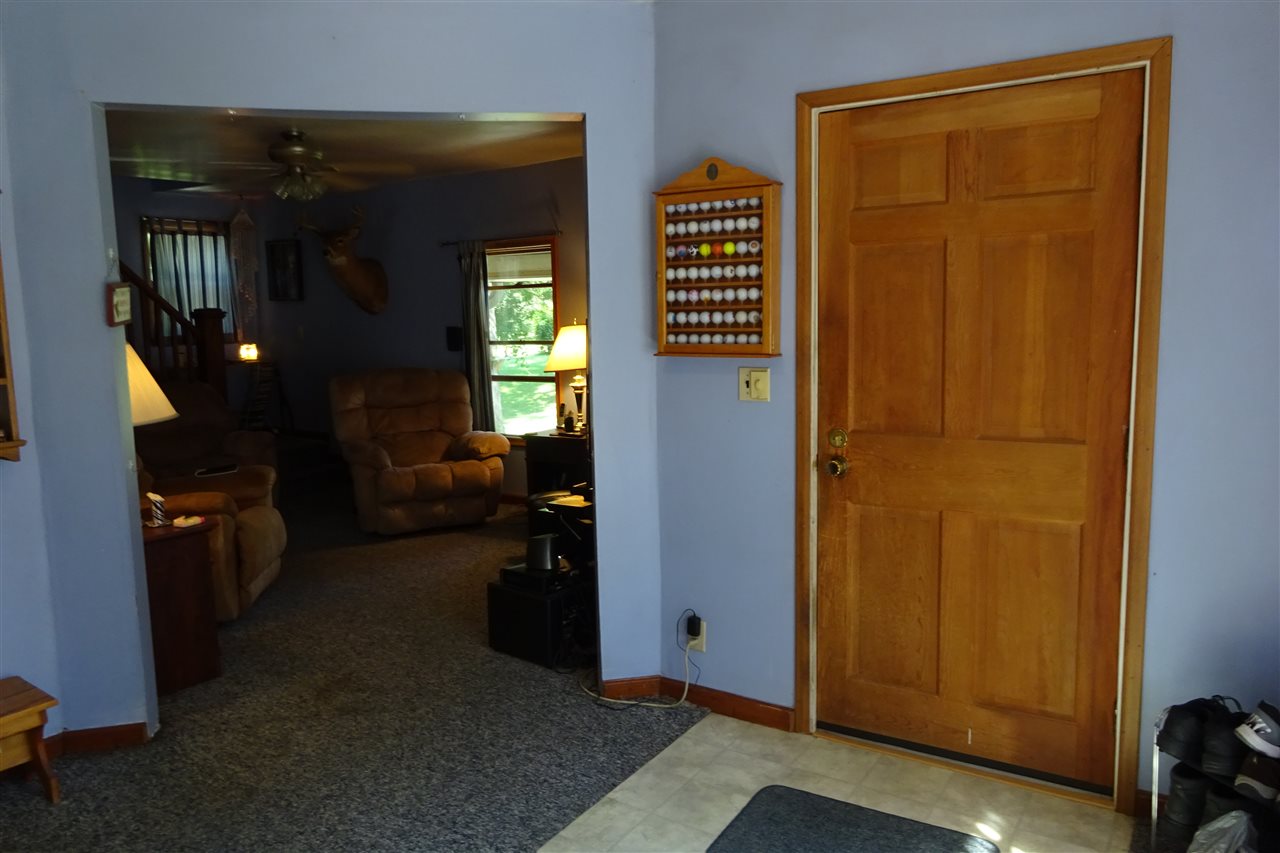 700 Jay Street Rochester, IN 46975 - Photo 3 of 26