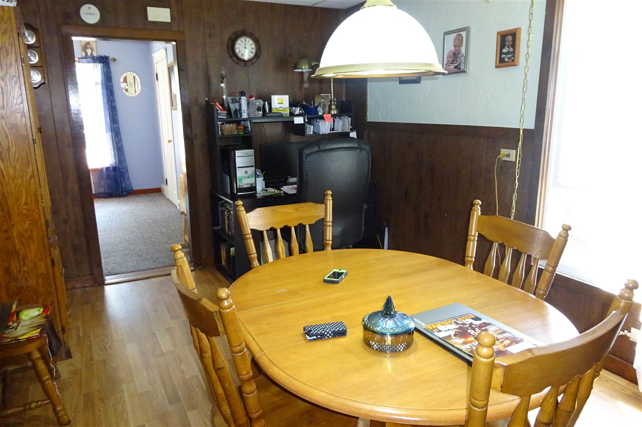 700 Jay Street Rochester, IN 46975 - Photo 8 of 26