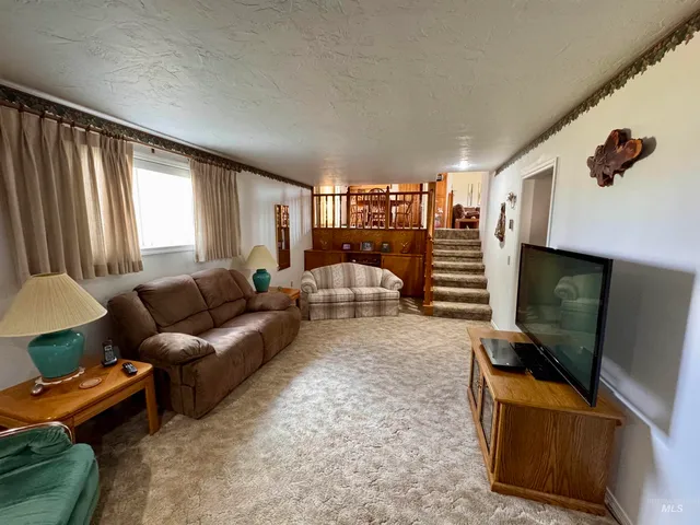 $395,000 | 232 Pleasant Way, Rupert, ID 83350