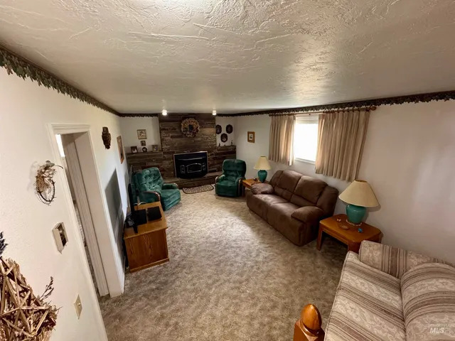 $395,000 | 232 Pleasant Way, Rupert, ID 83350