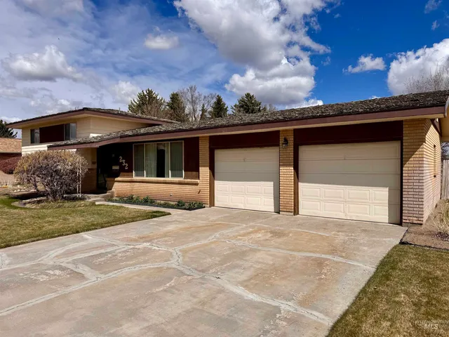 $395,000 | 232 Pleasant Way, Rupert, ID 83350
