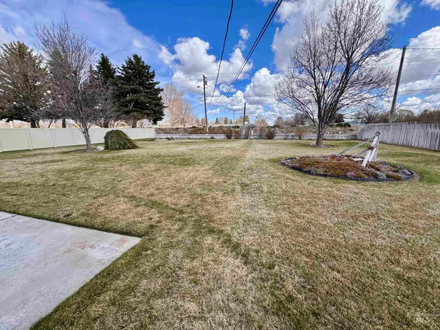 $395,000 | 232 Pleasant Way, Rupert, ID 83350