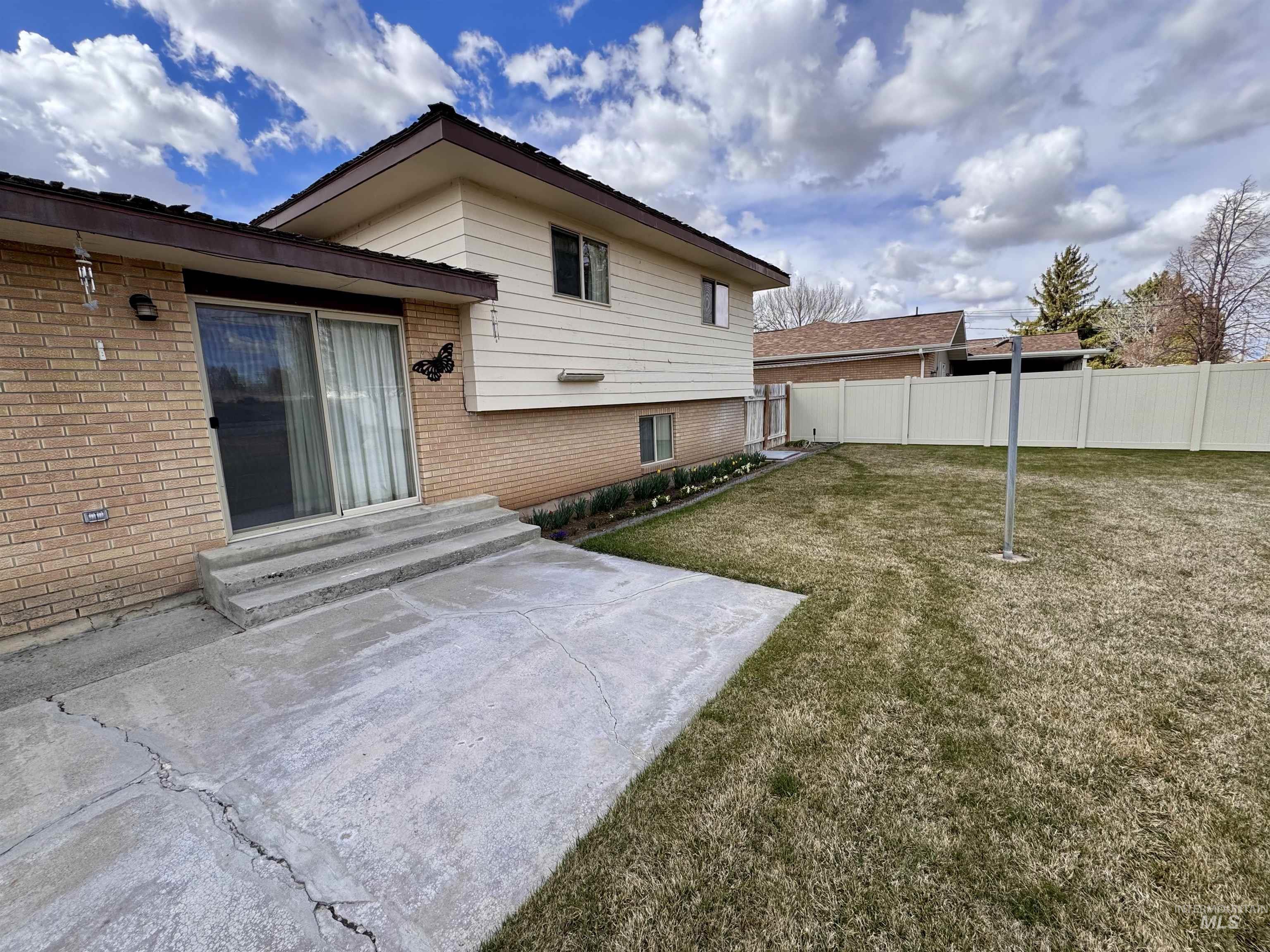 232 Pleasant Way Rupert, ID 83350 - Photo 6 of 28