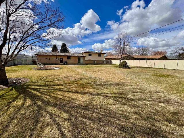 $395,000 | 232 Pleasant Way, Rupert, ID 83350