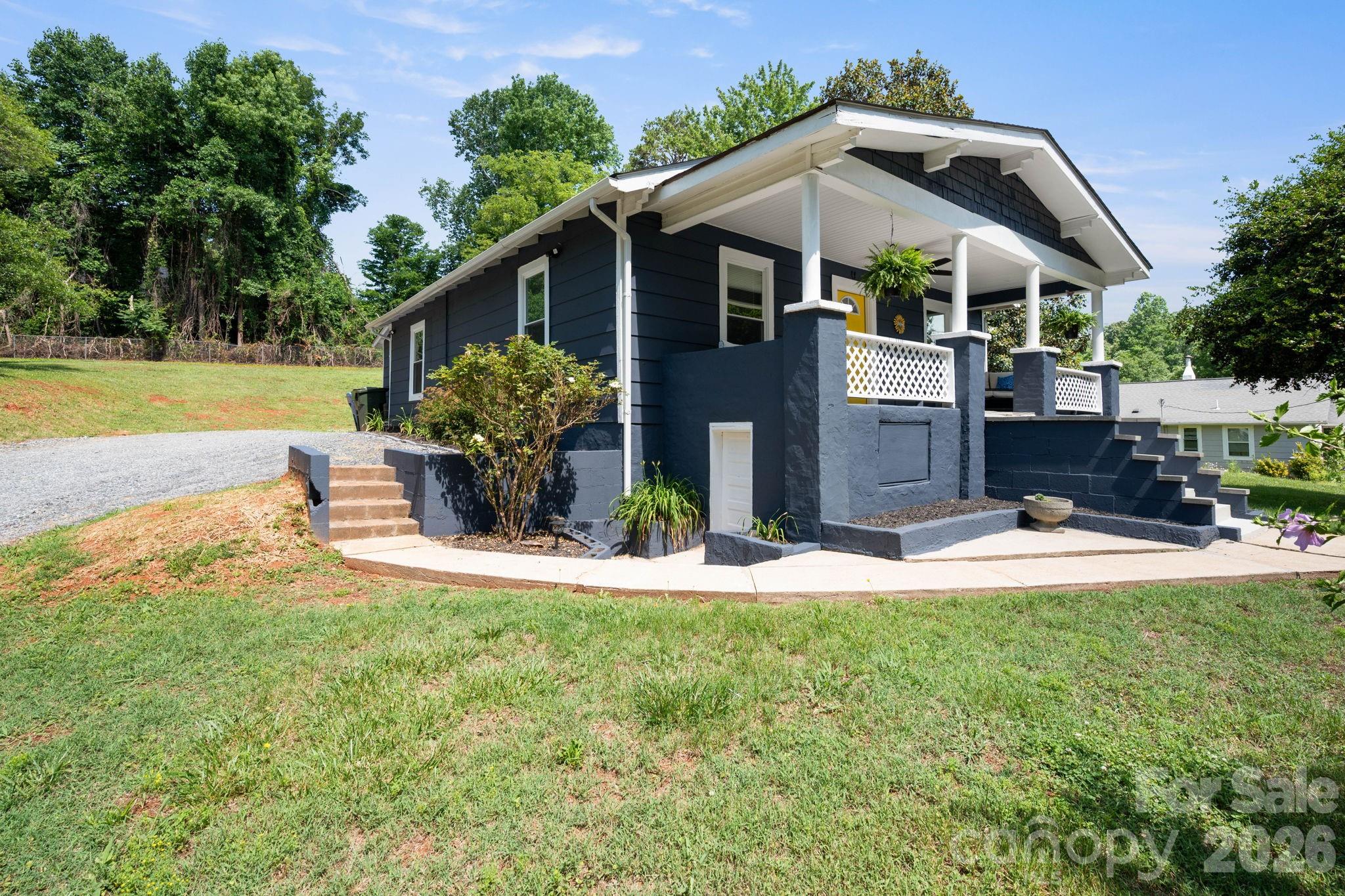 147 North Hillside Street Rutherfordton, NC 28139 - Photo 3 of 35