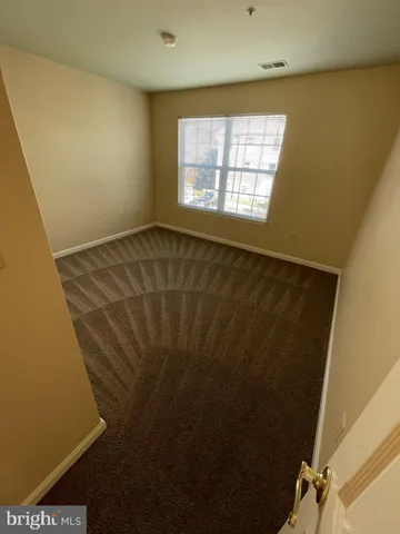 $2,500 | 174 Kendrick Place, Unit 26, Gaithersburg, MD 20878