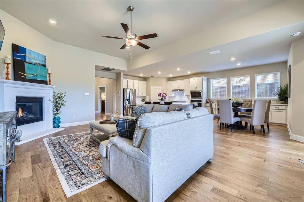 405 Augusta Court Oak Point, TX 75068 - Photo 4 of 33