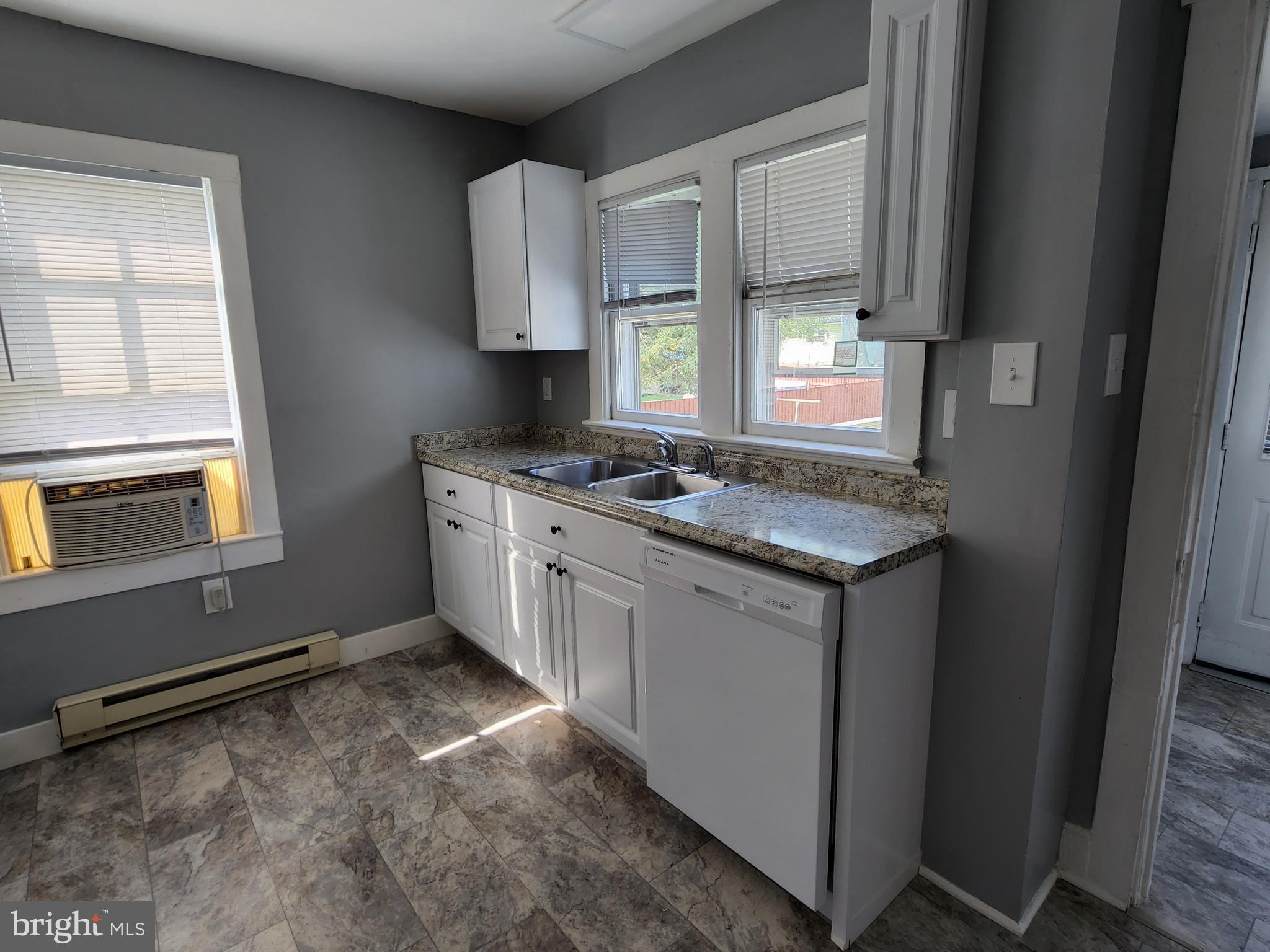105 North George Street Ranson, WV 25438 - Photo 5 of 12