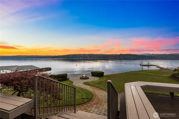 $4,898,000 | 3418 West Lake Sammamish Parkway Southeast, Bellevue, WA 98008