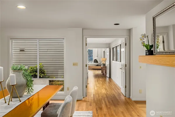 $4,898,000 | 3418 West Lake Sammamish Parkway Southeast, Bellevue, WA 98008