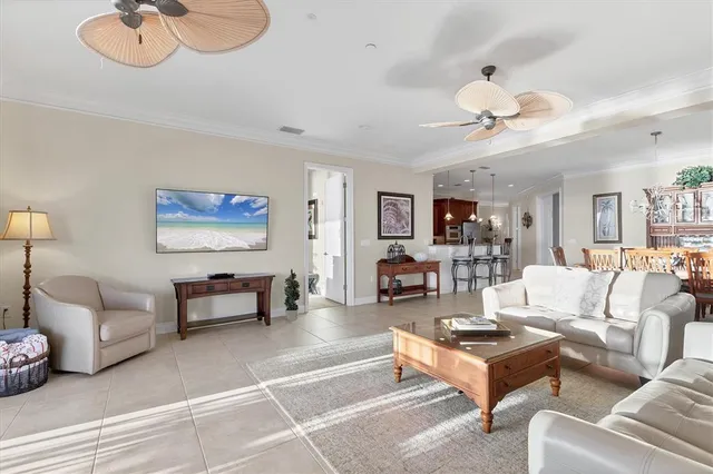 $2,295,000 | 6424 Gulf Drive, Unit 7, Holmes Beach, FL 34217