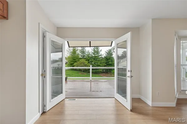 $459,900 | 158 Royalwood Pl Court, Lake St. Louis, MO 63367